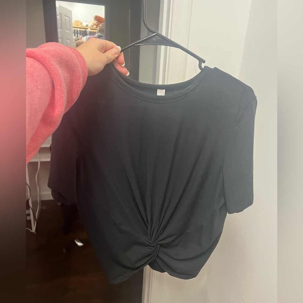black lululemon top tie front, Size Women 4